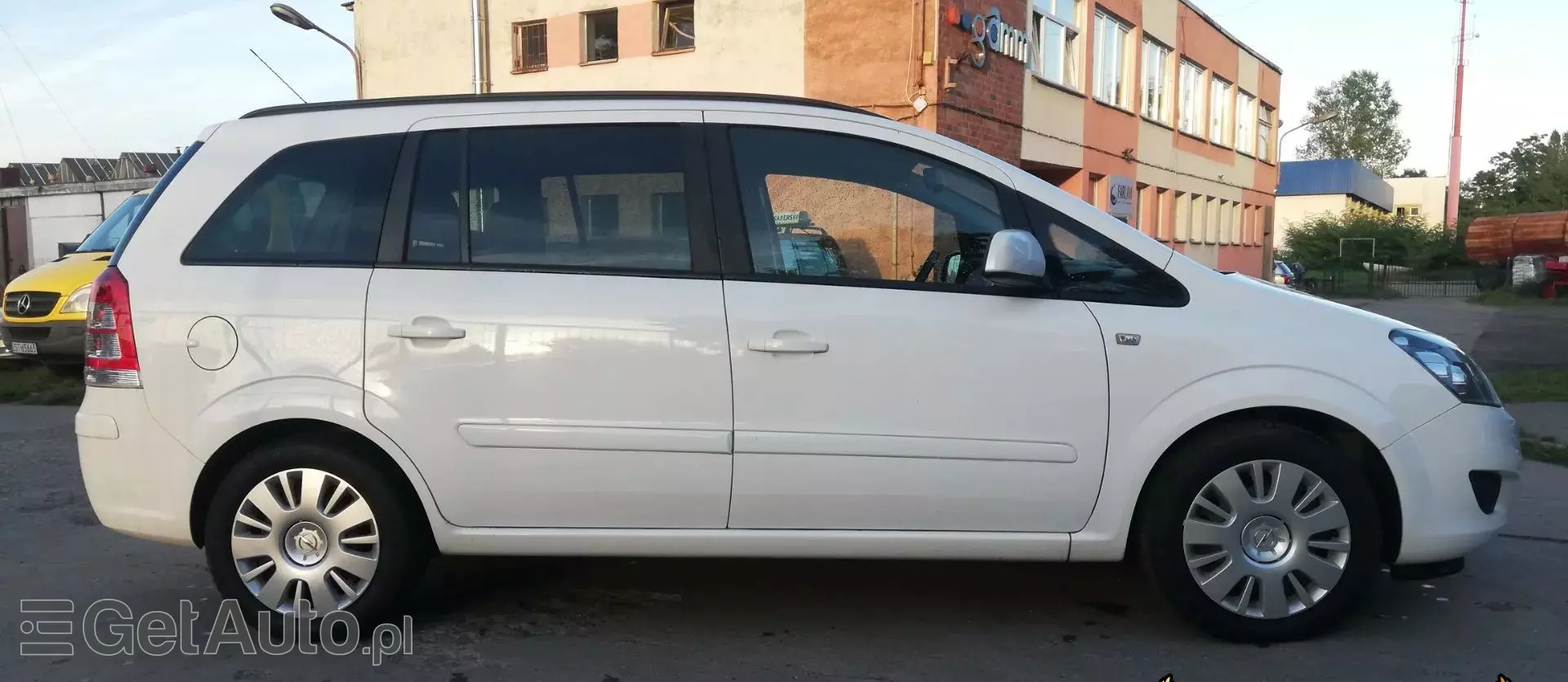 OPEL Zafira 1.8 XER (140 KM)
