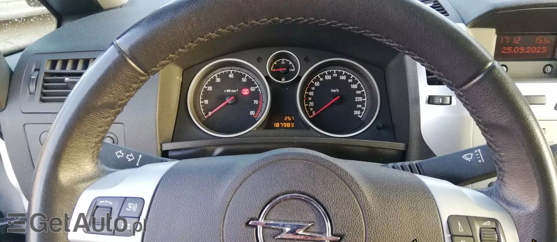 OPEL Zafira 1.8 XER (140 KM)