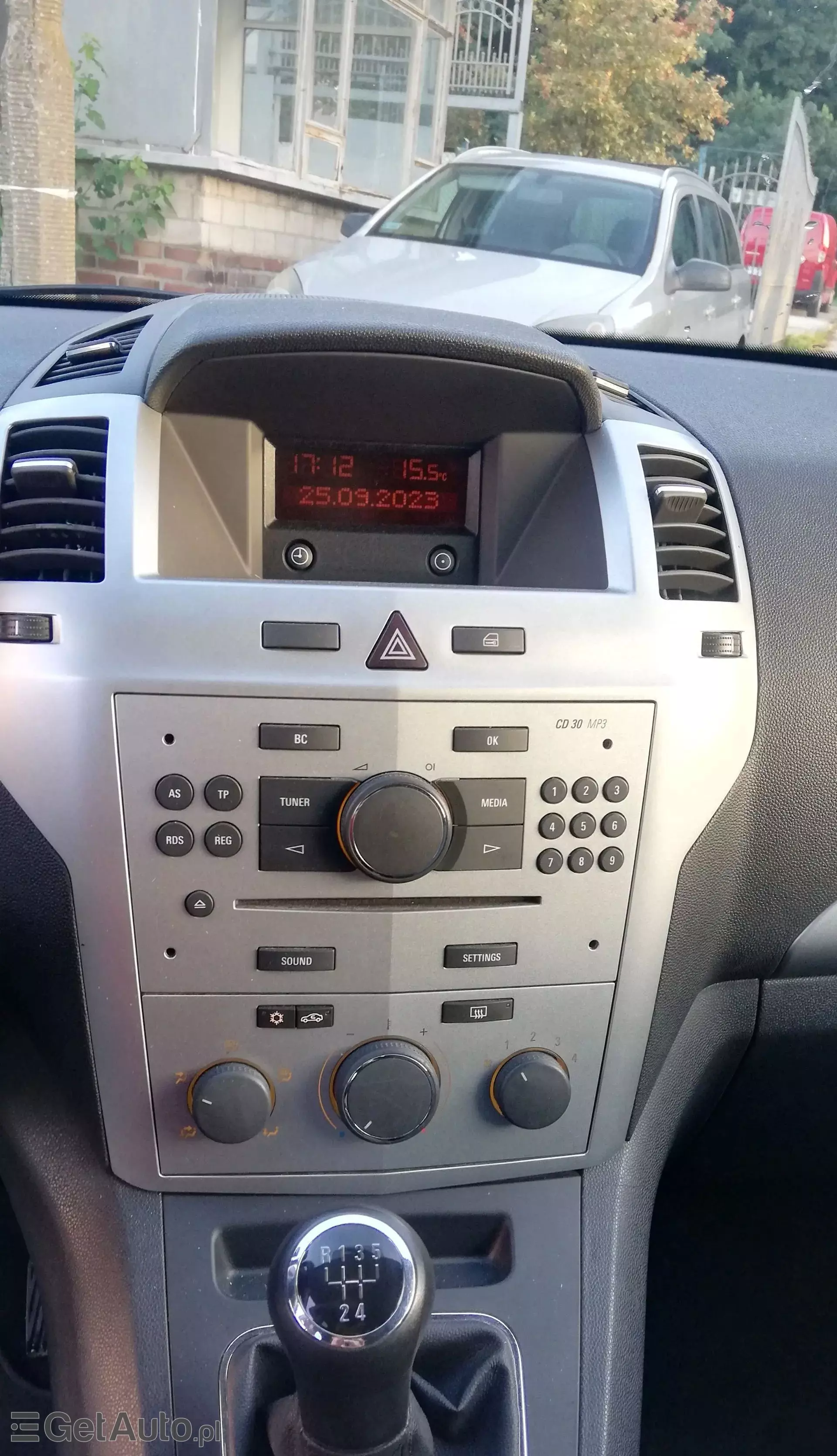 OPEL Zafira 1.8 XER (140 KM)