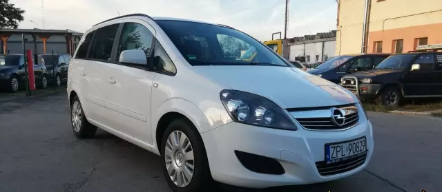 OPEL Zafira 1.8 XER (140 KM)