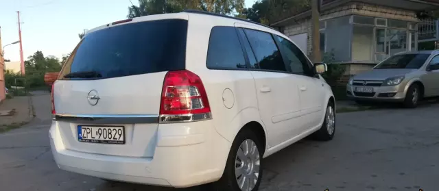 OPEL Zafira 1.8 XER (140 KM)