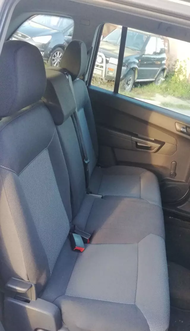 OPEL Zafira 1.8 XER (140 KM)