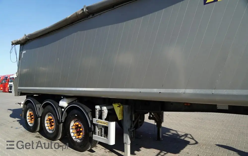 ZASLAW WYWROTKA ALUMINIOWA / 35 m3 / 2x OŚ  PODNOSZONA / OSIE SAF 