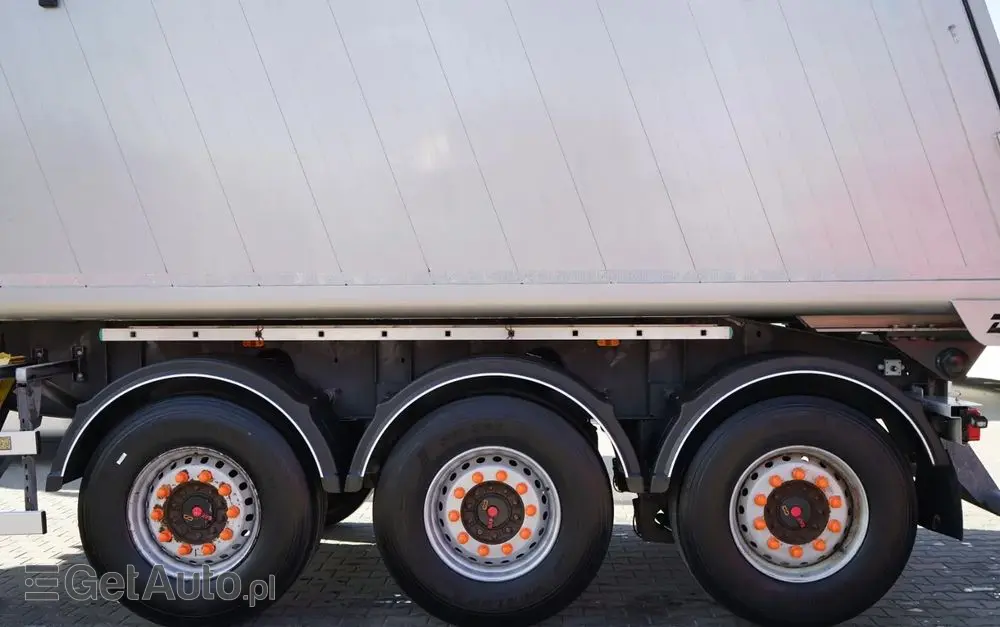 ZASLAW WYWROTKA ALUMINIOWA / 35 m3 / 2x OŚ  PODNOSZONA / OSIE SAF 