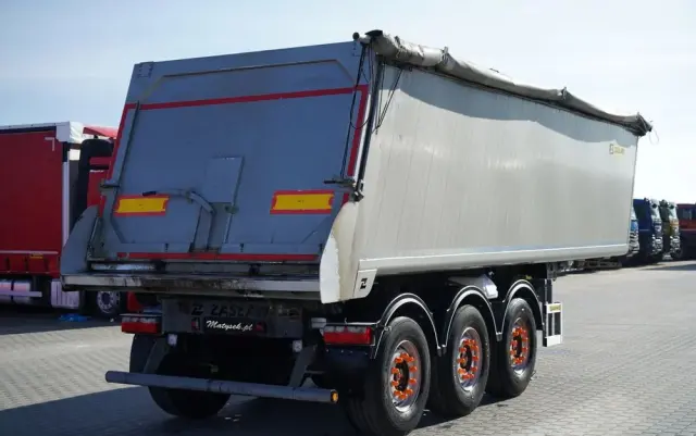 ZASLAW WYWROTKA ALUMINIOWA / 35 m3 / 2x OŚ  PODNOSZONA / OSIE SAF 