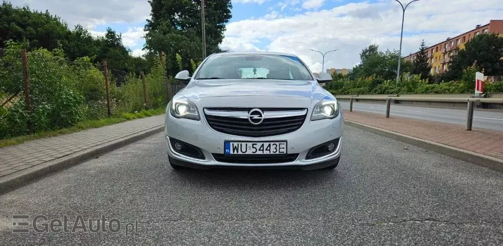 OPEL Insignia 