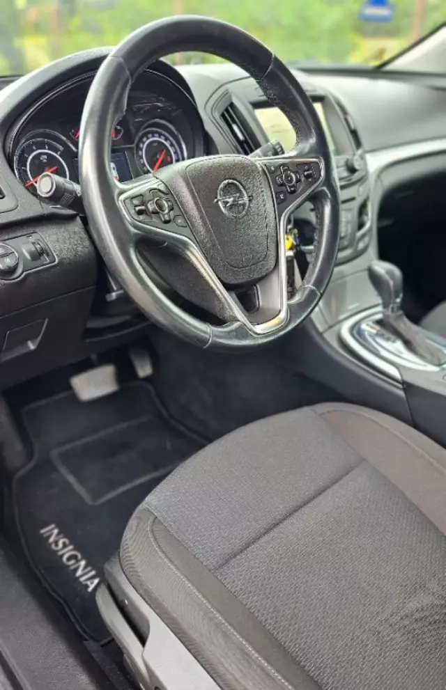 OPEL Insignia 