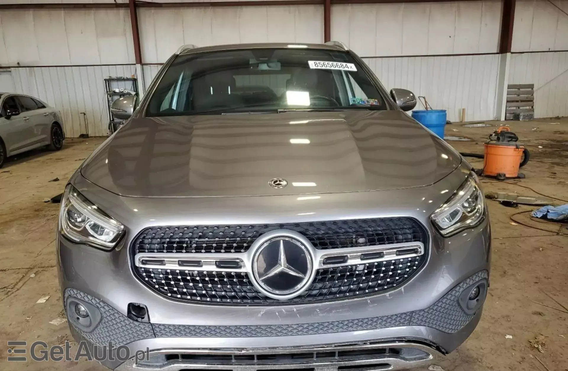 MERCEDES-BENZ GLA 