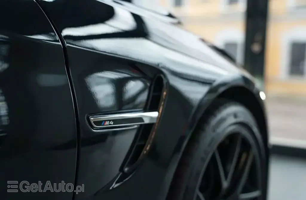 BMW M 4 