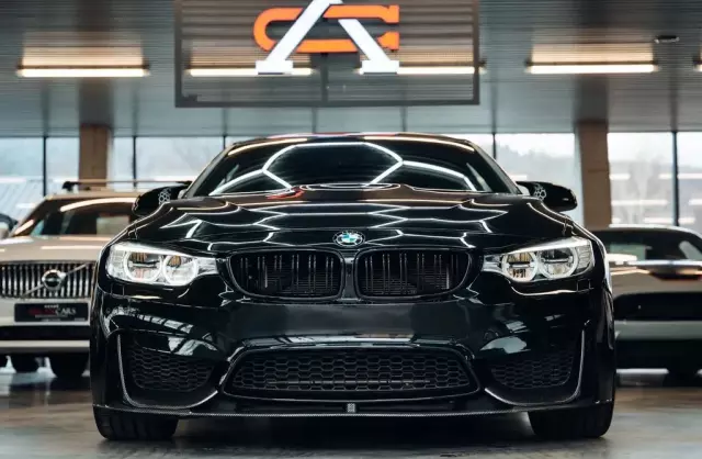 BMW M 4 
