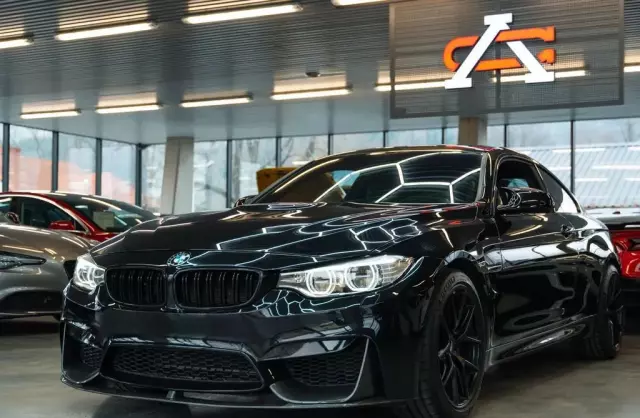 BMW M 4 