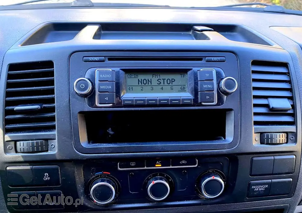 VOLKSWAGEN Transporter L1H1