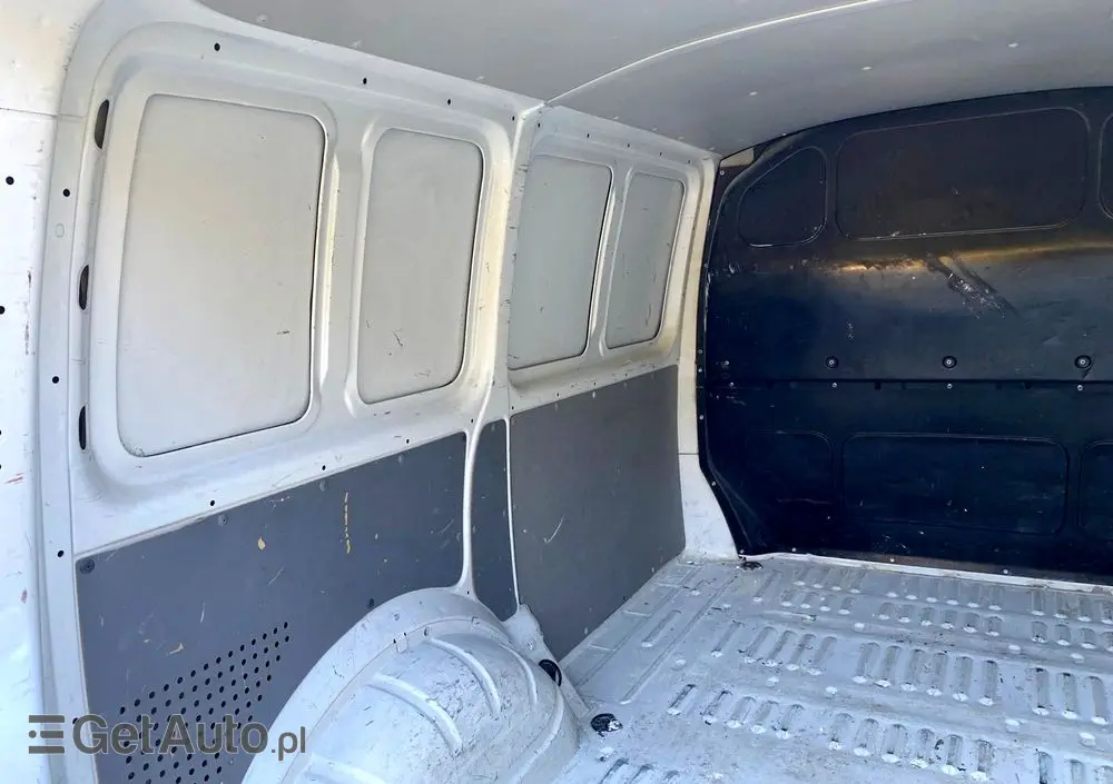 VOLKSWAGEN Transporter L1H1