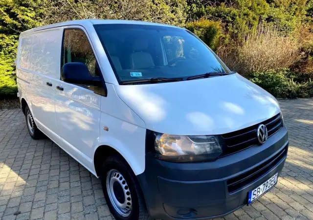 VOLKSWAGEN Transporter L1H1