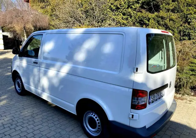VOLKSWAGEN Transporter L1H1