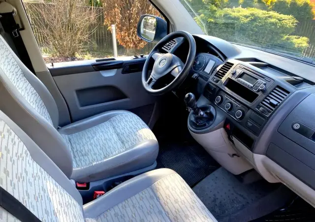 VOLKSWAGEN Transporter L1H1