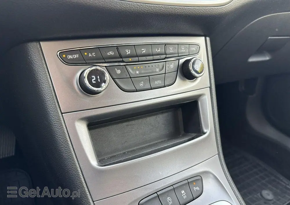 OPEL Astra V 1.4 T Edition S&S