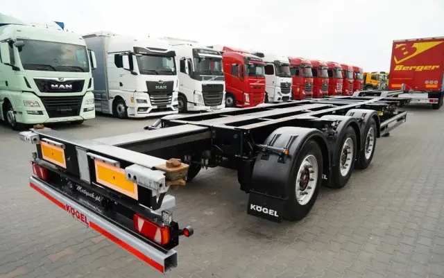 KÖGEL NACZEPA PODKONTENEROWA /  UNIWERSALNA  / ROZSUWANY TYŁ / DO WSZYSTKICH KONTENERÓW 