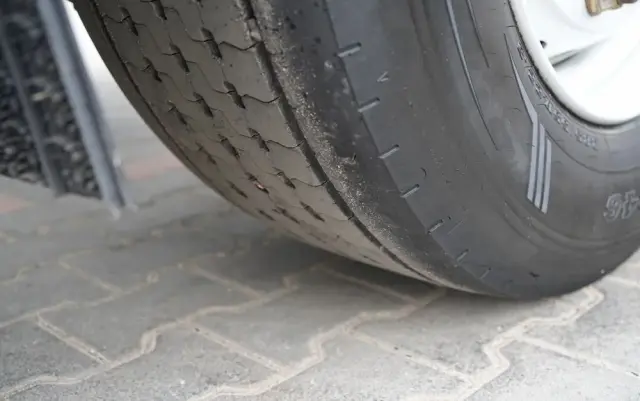 KÖGEL NACZEPA PODKONTENEROWA /  UNIWERSALNA  / ROZSUWANY TYŁ / DO WSZYSTKICH KONTENERÓW 