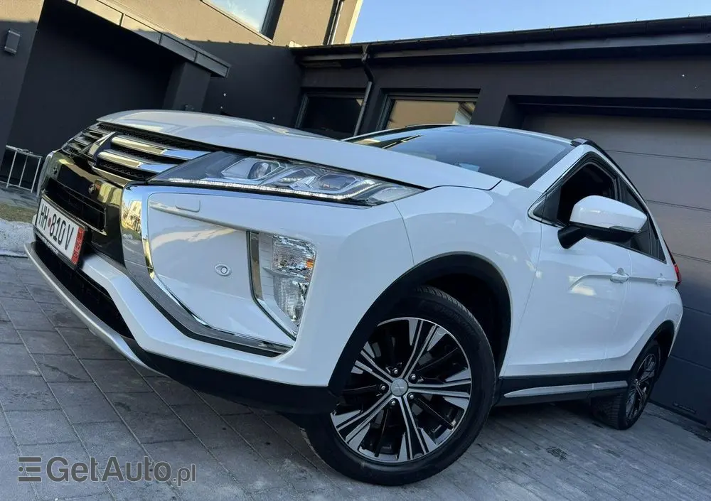 MITSUBISHI Eclipse Cross 1.5 T-MIVEC ClearTec CVT 4WD Intro Edition