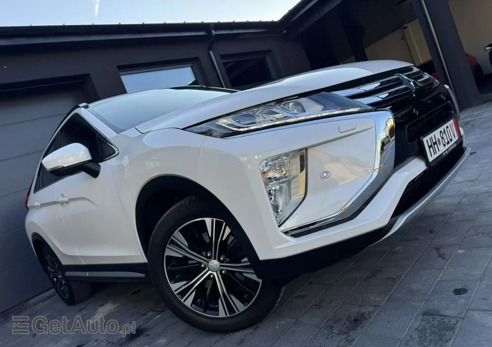 MITSUBISHI Eclipse Cross 1.5 T-MIVEC ClearTec CVT 4WD Intro Edition