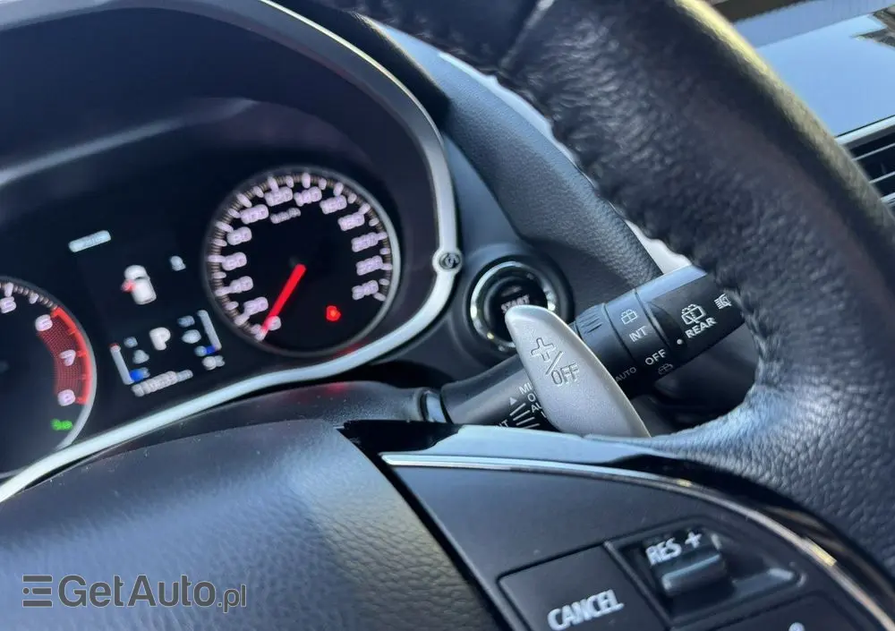 MITSUBISHI Eclipse Cross 1.5 T-MIVEC ClearTec CVT 4WD Intro Edition