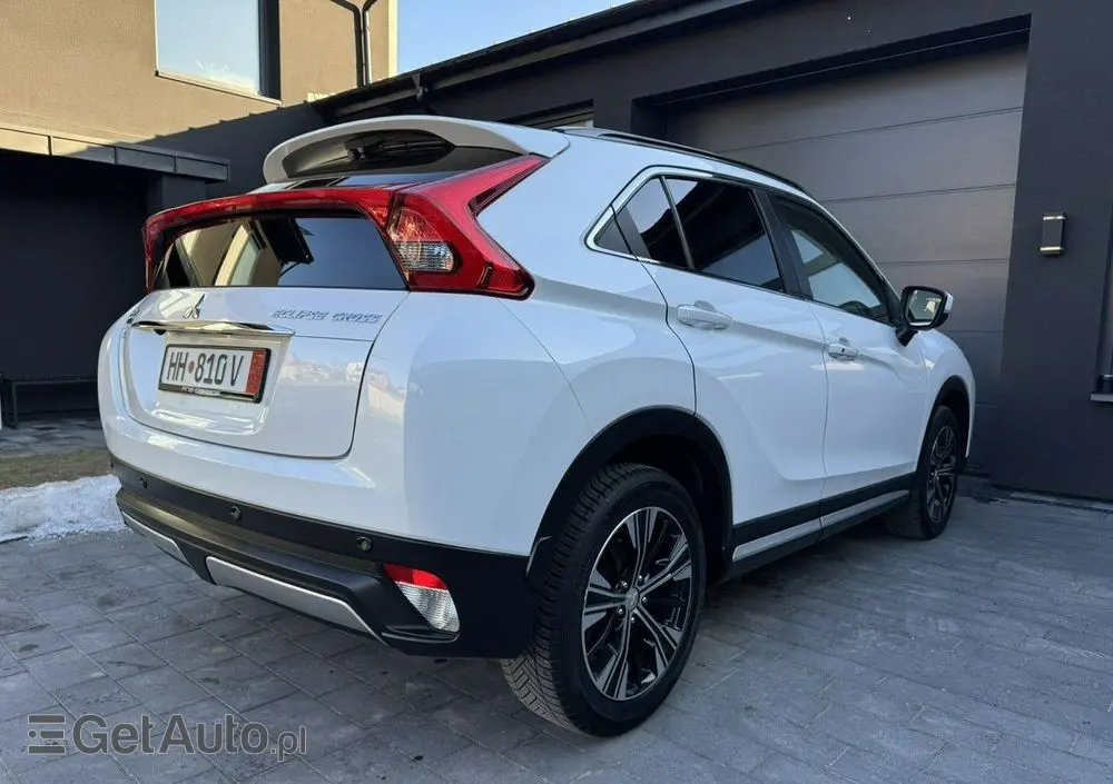 MITSUBISHI Eclipse Cross 1.5 T-MIVEC ClearTec CVT 4WD Intro Edition