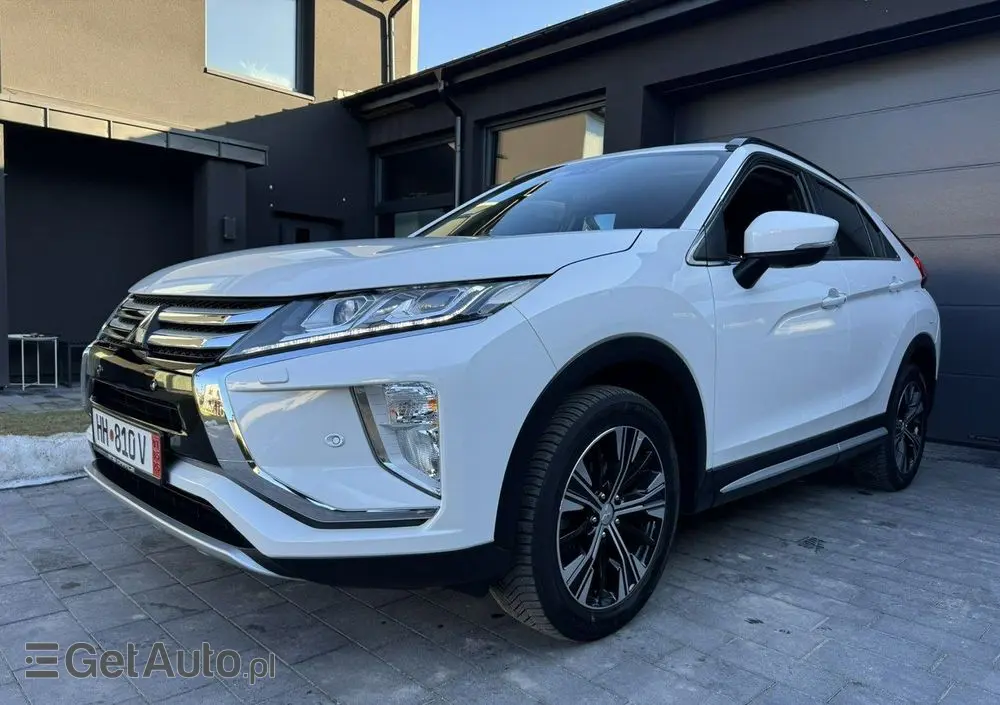 MITSUBISHI Eclipse Cross 1.5 T-MIVEC ClearTec CVT 4WD Intro Edition