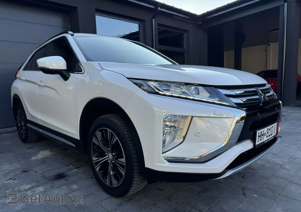 MITSUBISHI Eclipse Cross 1.5 T-MIVEC ClearTec CVT 4WD Intro Edition