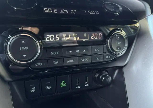 MITSUBISHI Eclipse Cross 1.5 T-MIVEC ClearTec CVT 4WD Intro Edition