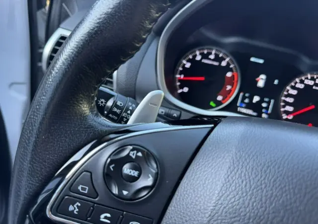 MITSUBISHI Eclipse Cross 1.5 T-MIVEC ClearTec CVT 4WD Intro Edition