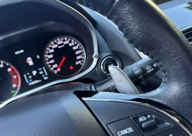 MITSUBISHI Eclipse Cross 1.5 T-MIVEC ClearTec CVT 4WD Intro Edition