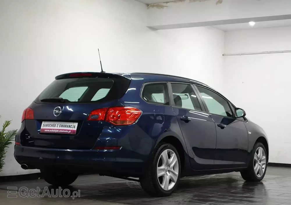 OPEL Astra 2.0 CDTI DPF Edition