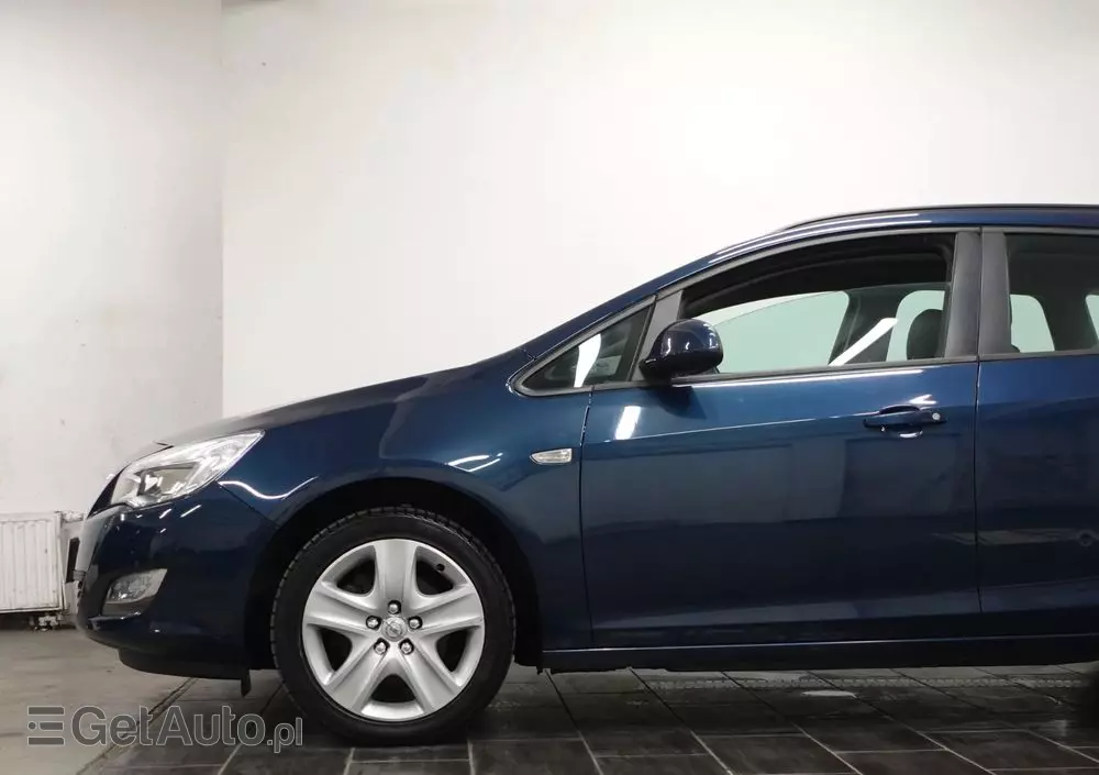 OPEL Astra 2.0 CDTI DPF Edition