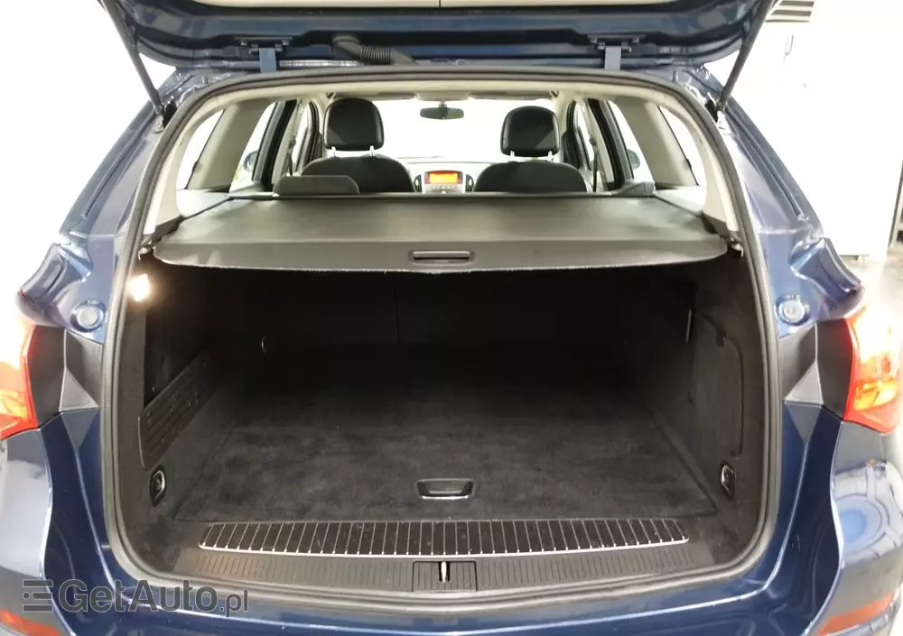 OPEL Astra 2.0 CDTI DPF Edition