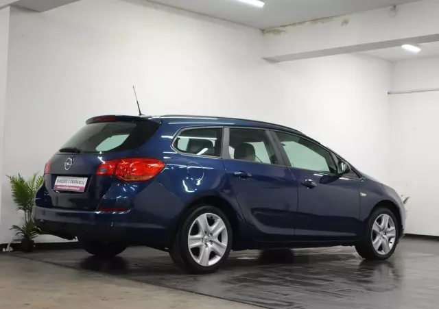 OPEL Astra 2.0 CDTI DPF Edition