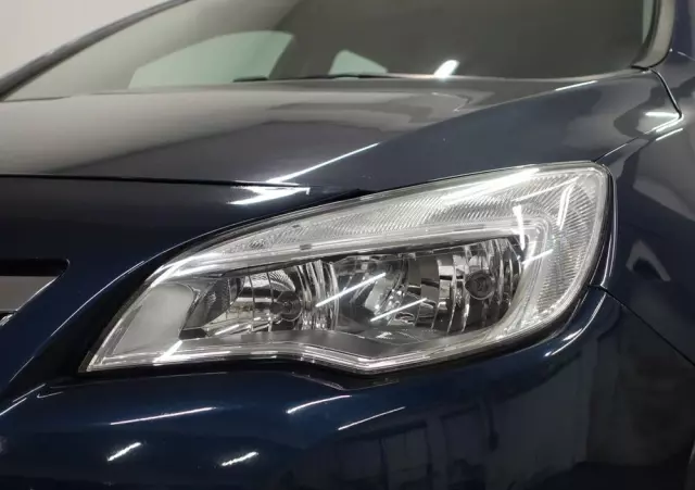 OPEL Astra 2.0 CDTI DPF Edition