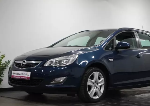 OPEL Astra 2.0 CDTI DPF Edition