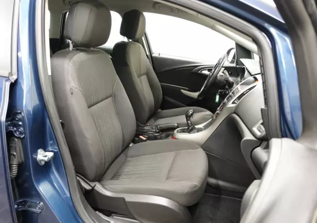 OPEL Astra 2.0 CDTI DPF Edition