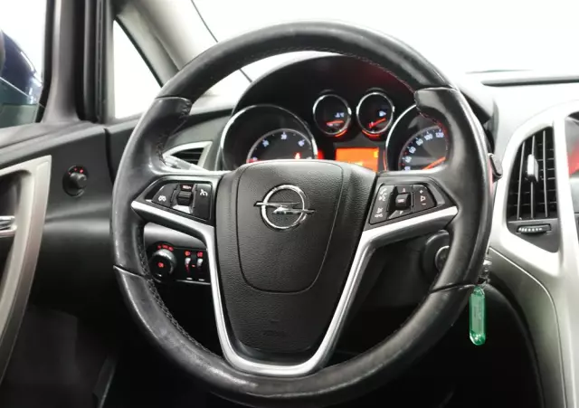OPEL Astra 2.0 CDTI DPF Edition