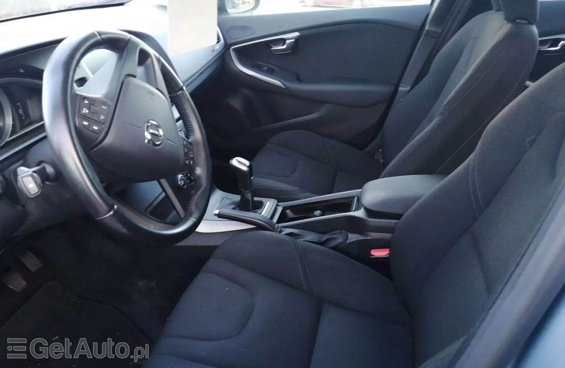 VOLVO V40 2.0 D2 (120 KM)