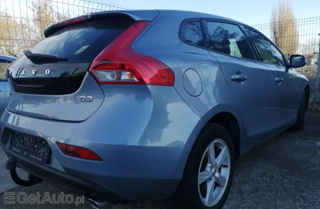 VOLVO V40 2.0 D2 (120 KM)