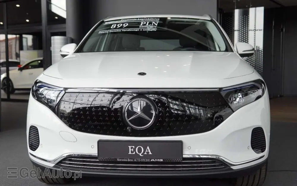 MERCEDES-BENZ EQA 