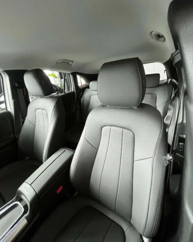 MERCEDES-BENZ EQA 