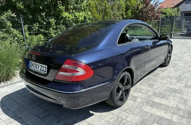 MERCEDES-BENZ CLK 