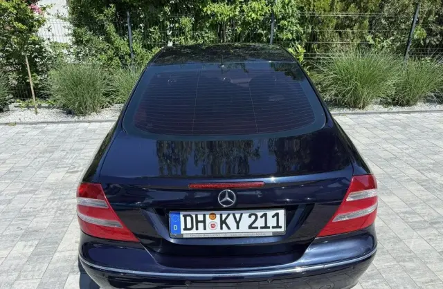 MERCEDES-BENZ CLK 
