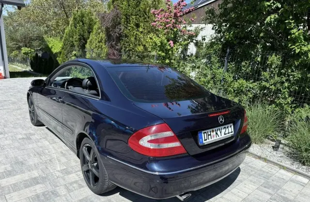 MERCEDES-BENZ CLK 
