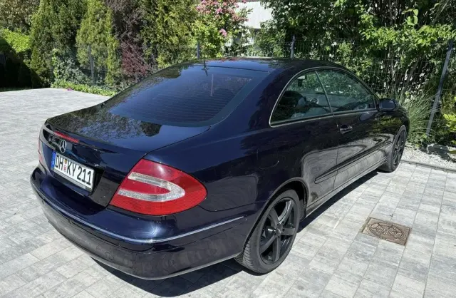 MERCEDES-BENZ CLK 