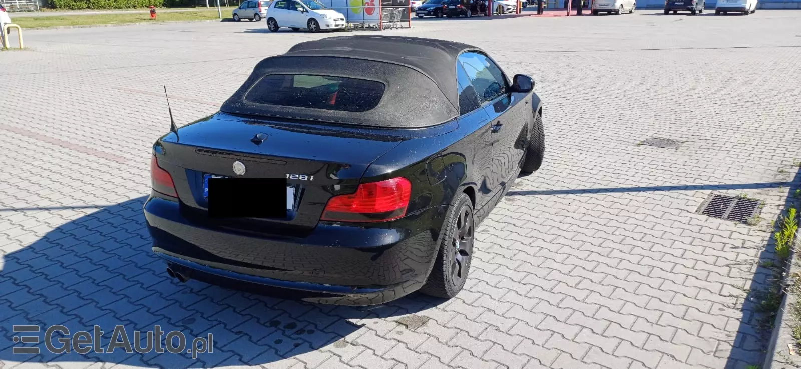 BMW 128I 