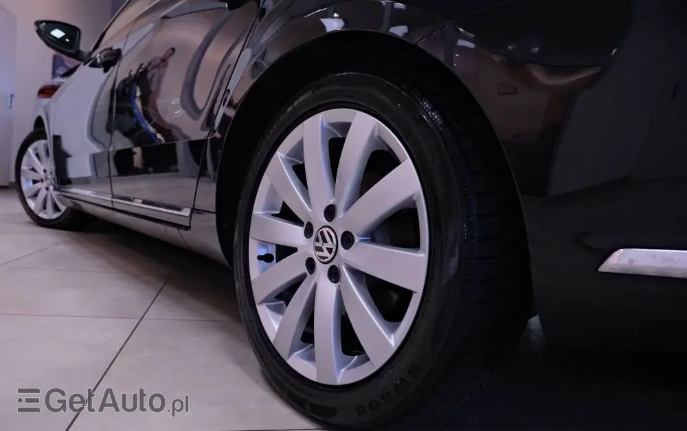 VOLKSWAGEN Passat 2.0 TDI Highline DSG